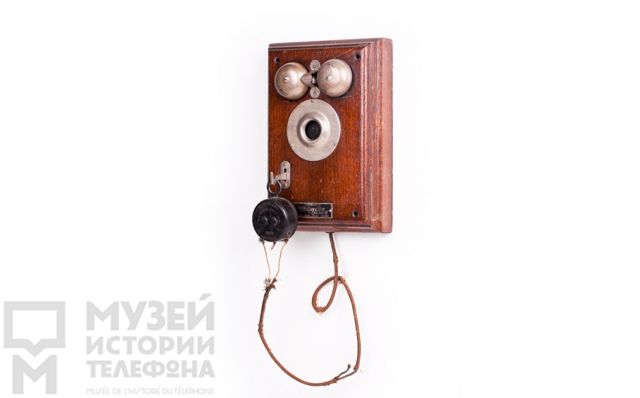 Настенный телефонный аппарат