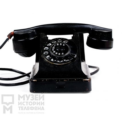 Настольный телефонный аппарат