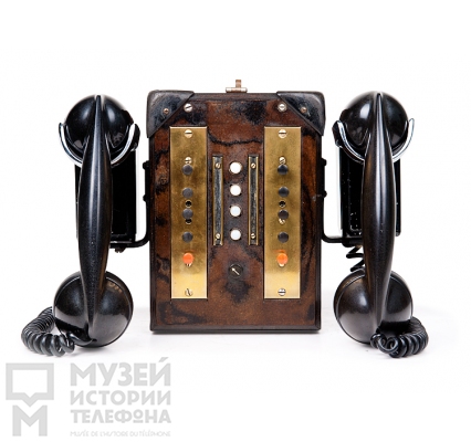 Настольный телефонный аппарат