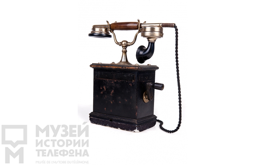 Настольный телефонный аппарат