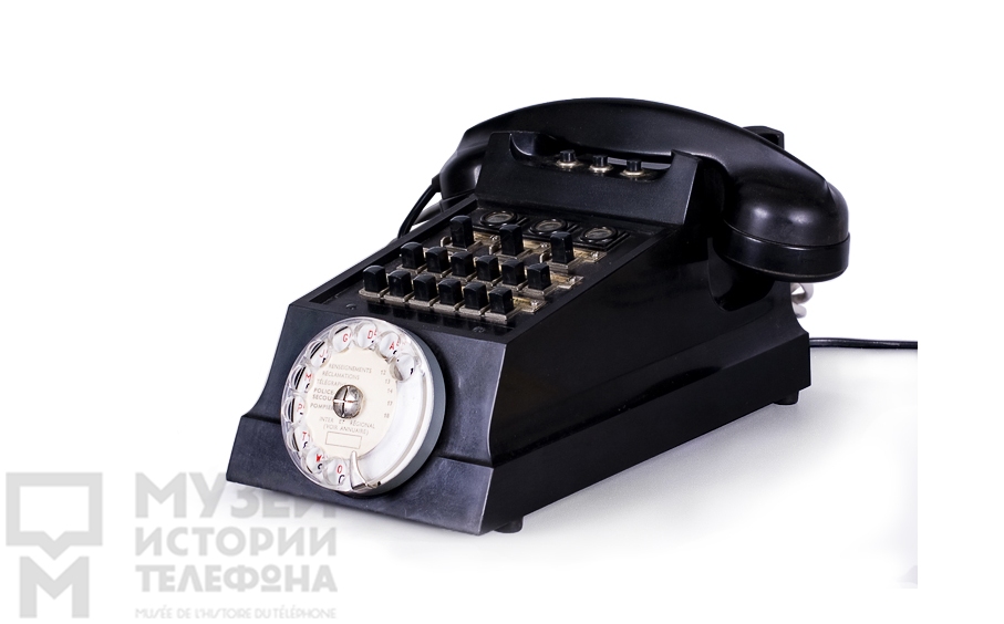 Настольный телефонный аппарат
