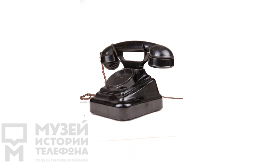 Настольный телефонный аппарат