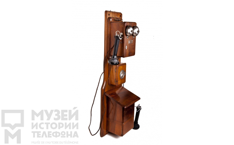 Настенный телефонный аппарат