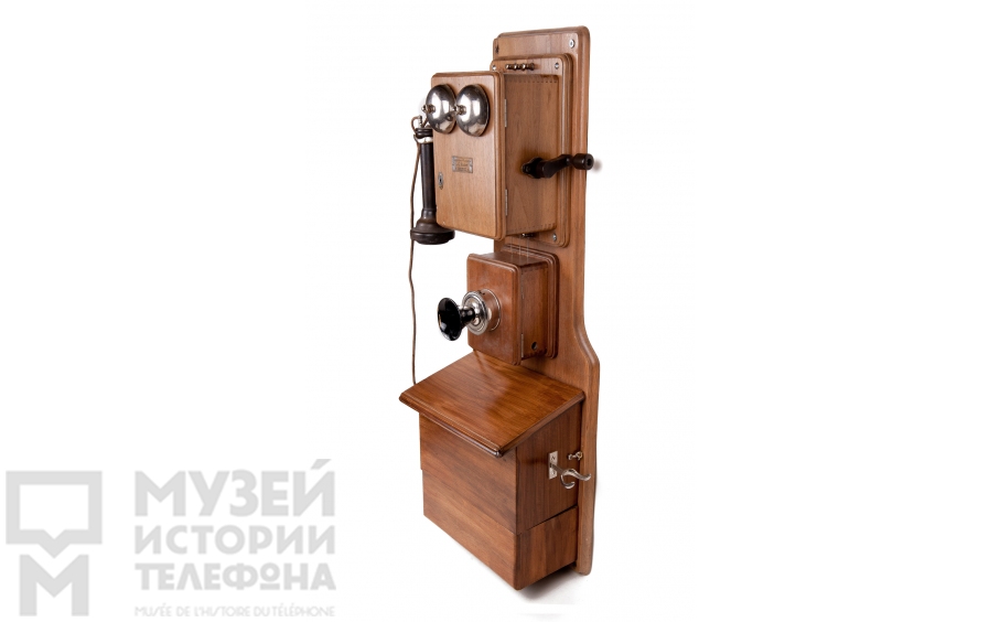 Настенный телефонный аппарат