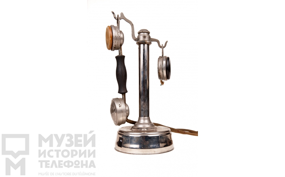 Настольный телефонный аппарат