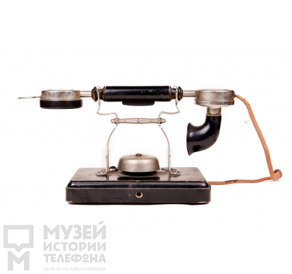 Настольный телефонный аппарат