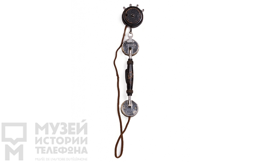 Настенный телефонный аппарат