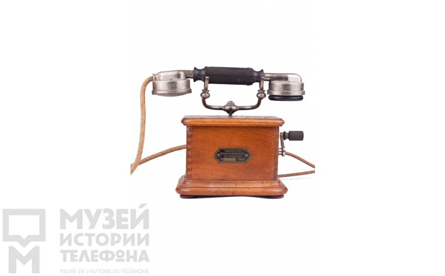 Настольный телефонный аппарат