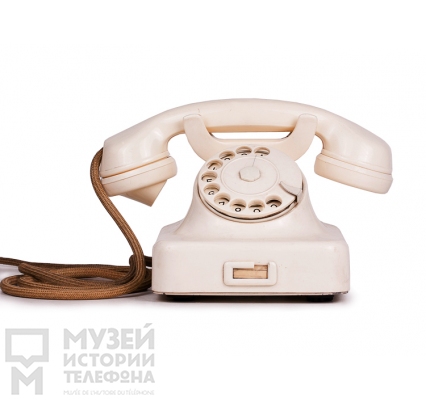 Настольный телефонный аппарат
