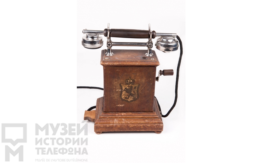 Настольный телефонный аппарат