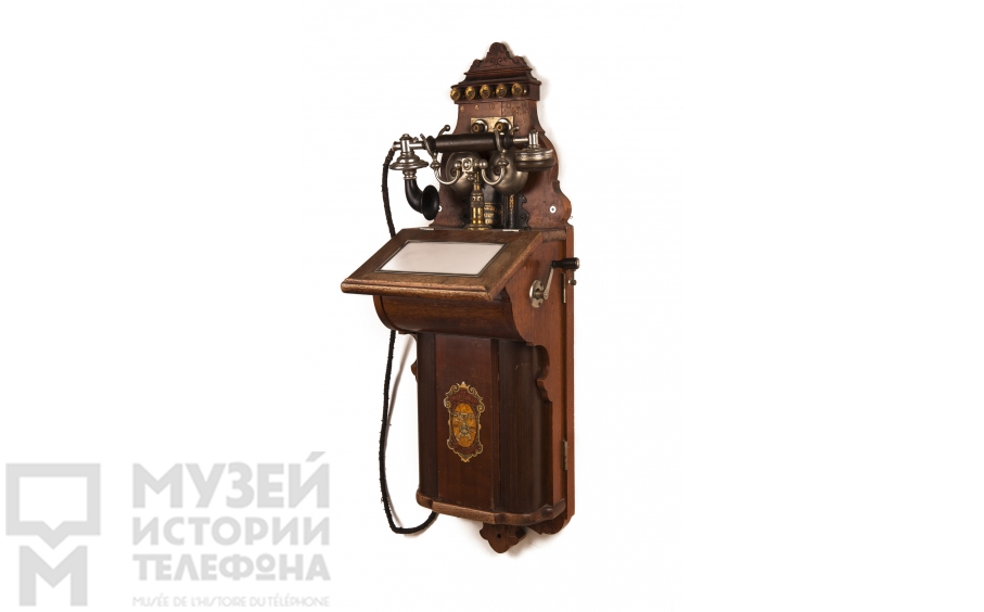 Настенный телефонный аппарат