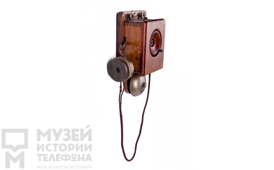 Настенный телефонный аппарат