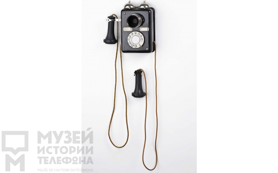 Настенный телефонный аппарат