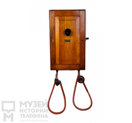 Настенный телефонный аппарат