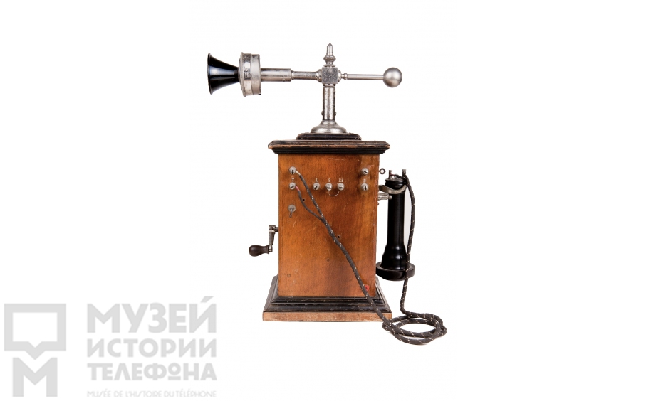 Настольный телефонный аппарат