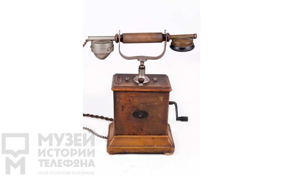 Настольный телефонный аппарат