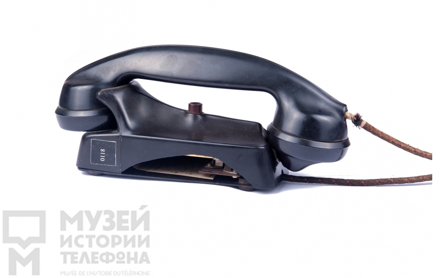 Настольный телефонный аппарат