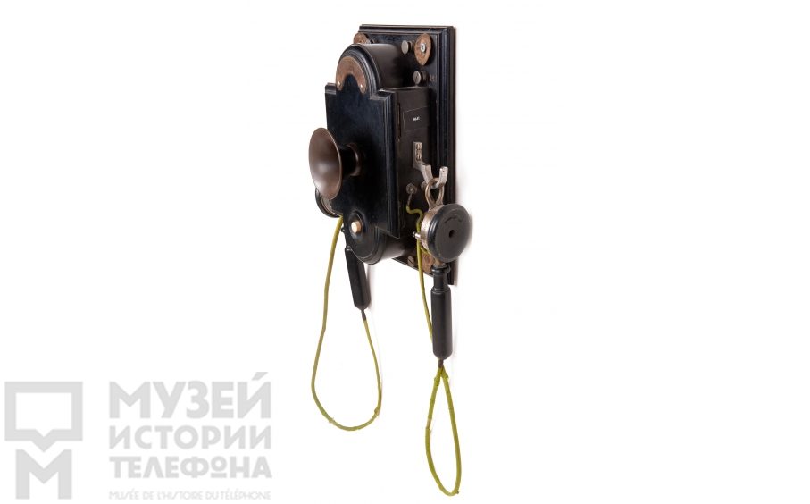 Настенный телефонный аппарат