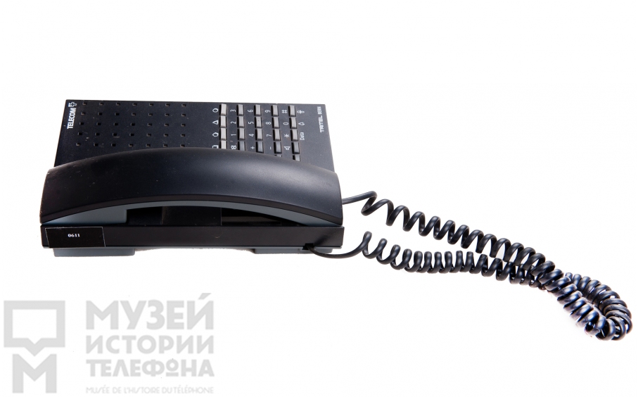 Настольный кнопочный телефон