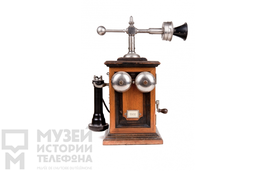 Настольный телефонный аппарат