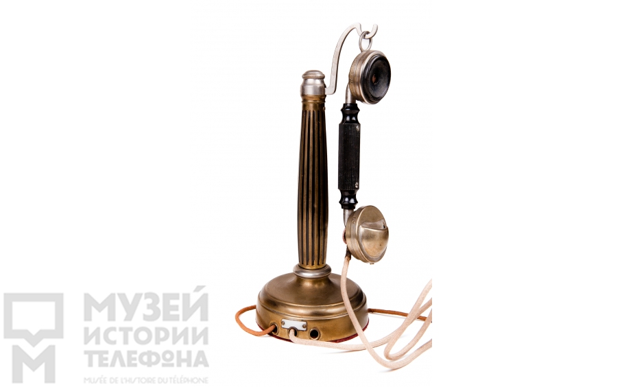 Настольный телефонный аппарат