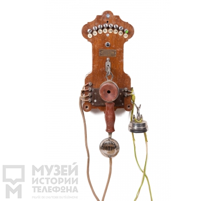 Настенный телефонный аппарат