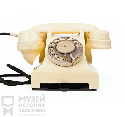 Настольный телефонный аппарат