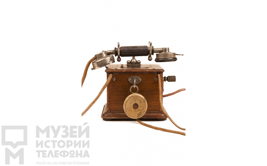 Настольный телефонный аппарат