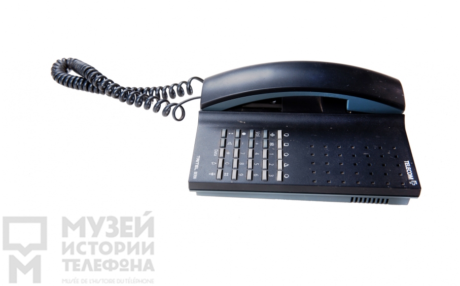 Настольный кнопочный телефон