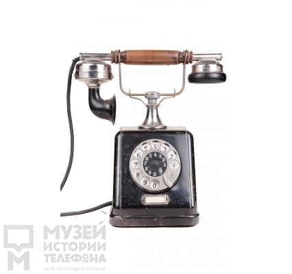 Настольный телефонный аппарат
