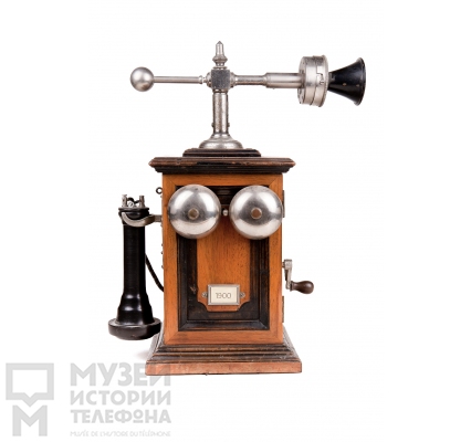 Настольный телефонный аппарат