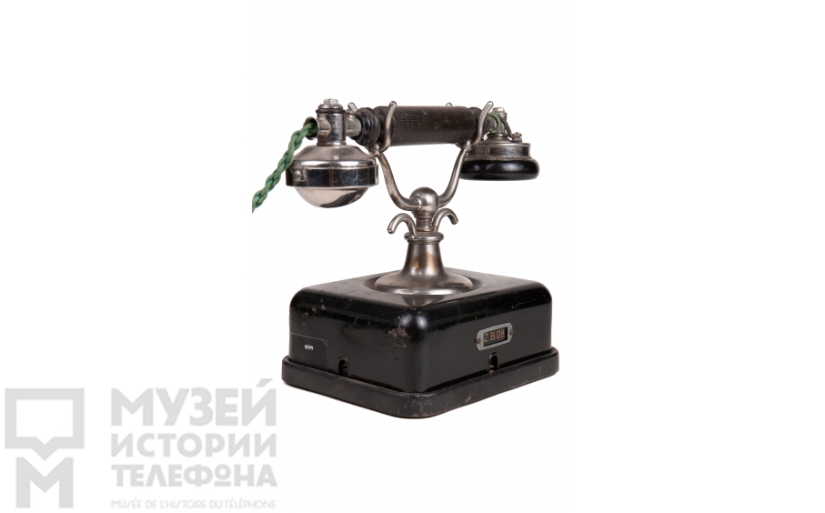 Настольный телефонный аппарат
