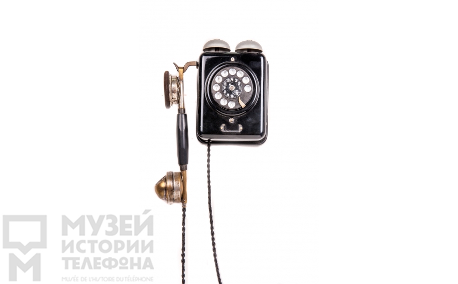 Настенный телефонный аппарат