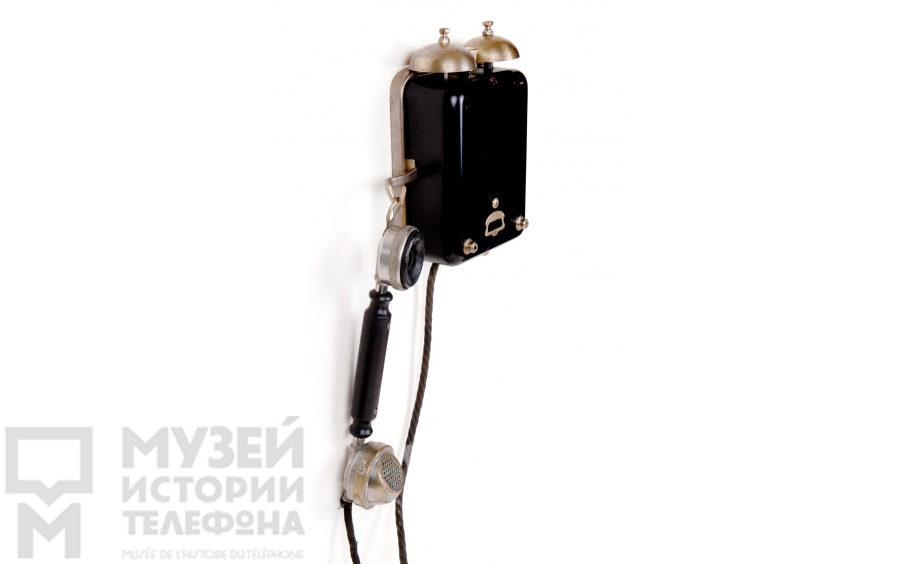 Настенный телефонный аппарат