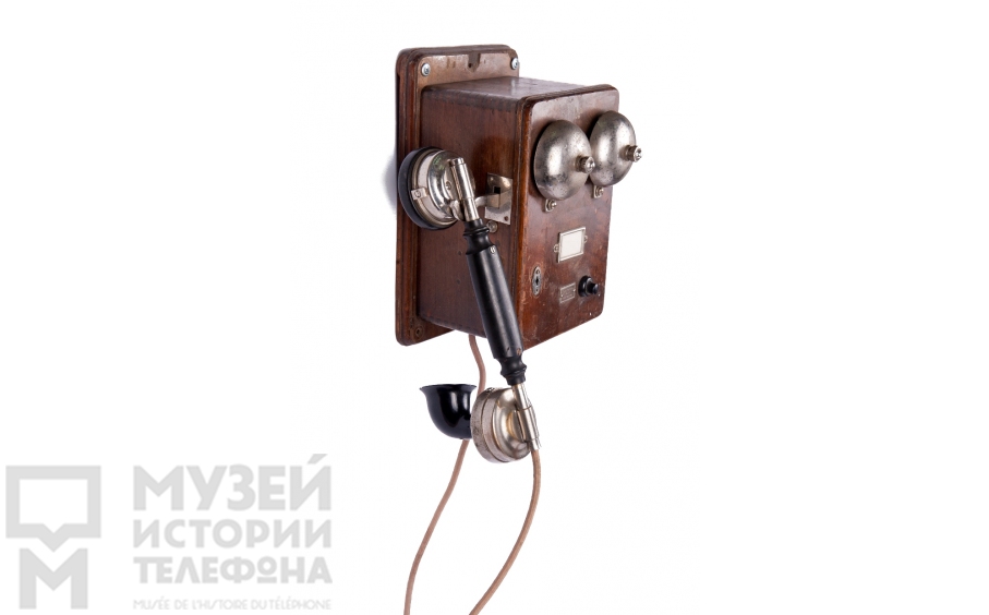 Настенный телефонный аппарат