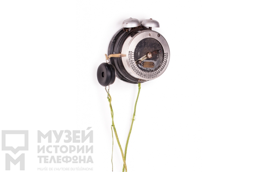 Настенный телефонный аппарат