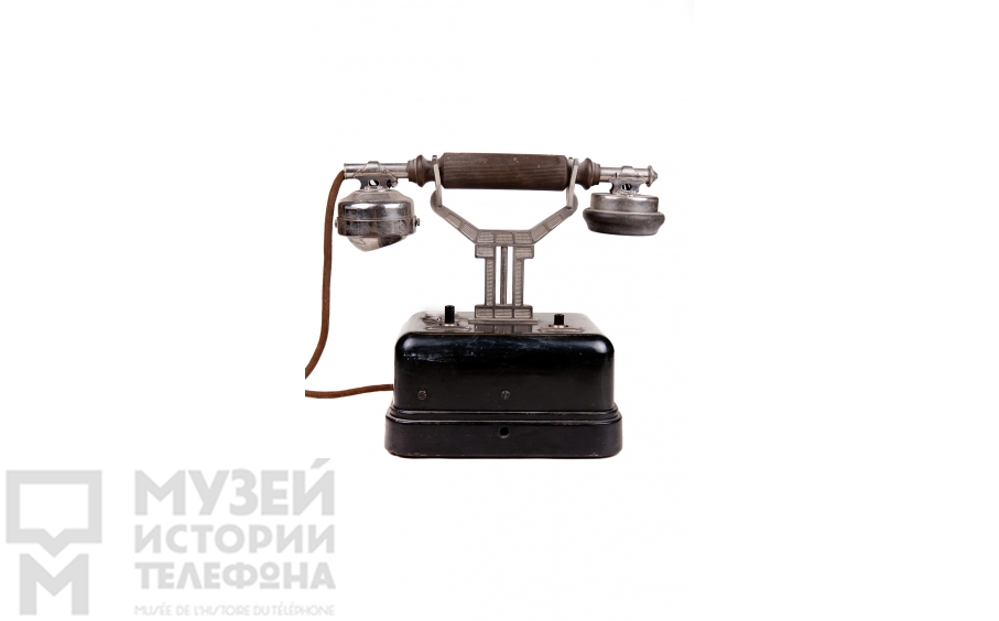 Настольный телефонный аппарат