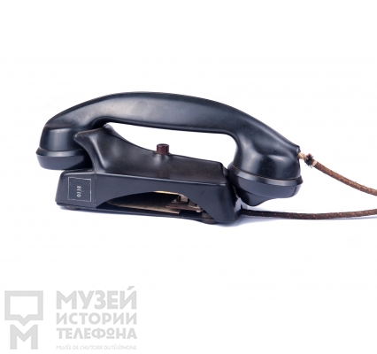 Настольный телефонный аппарат
