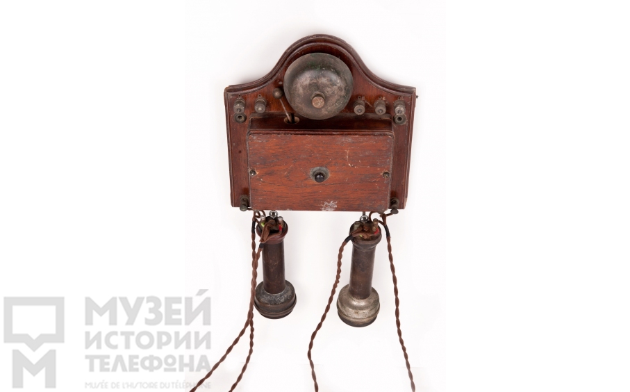 Настенный телефонный аппарат