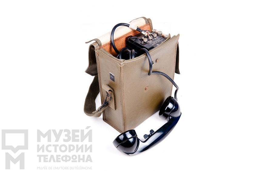Переносной полевой телефон