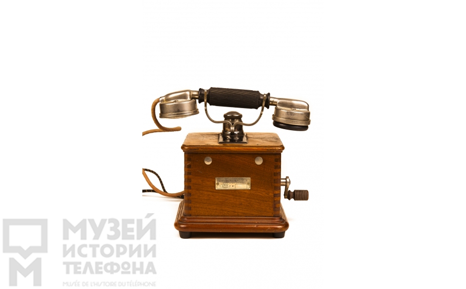 Настольный телефонный аппарат