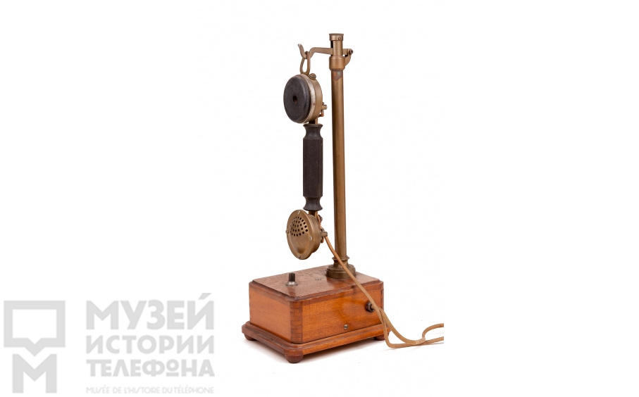Настольный телефонный аппарат