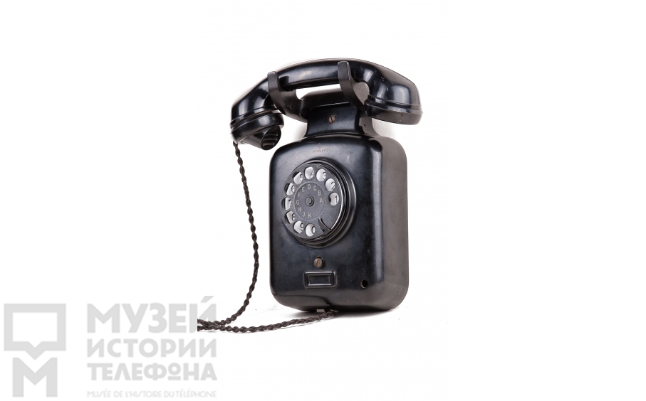 Настенный телефонный аппарат
