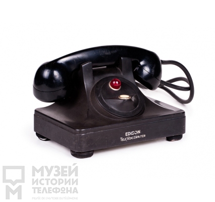 Настольный телефонный аппарат