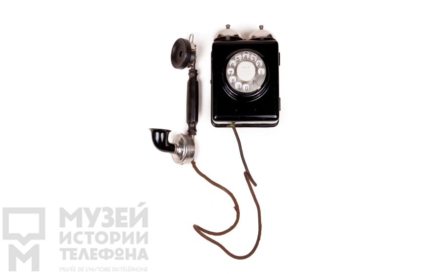 Настенный телефонный аппарат
