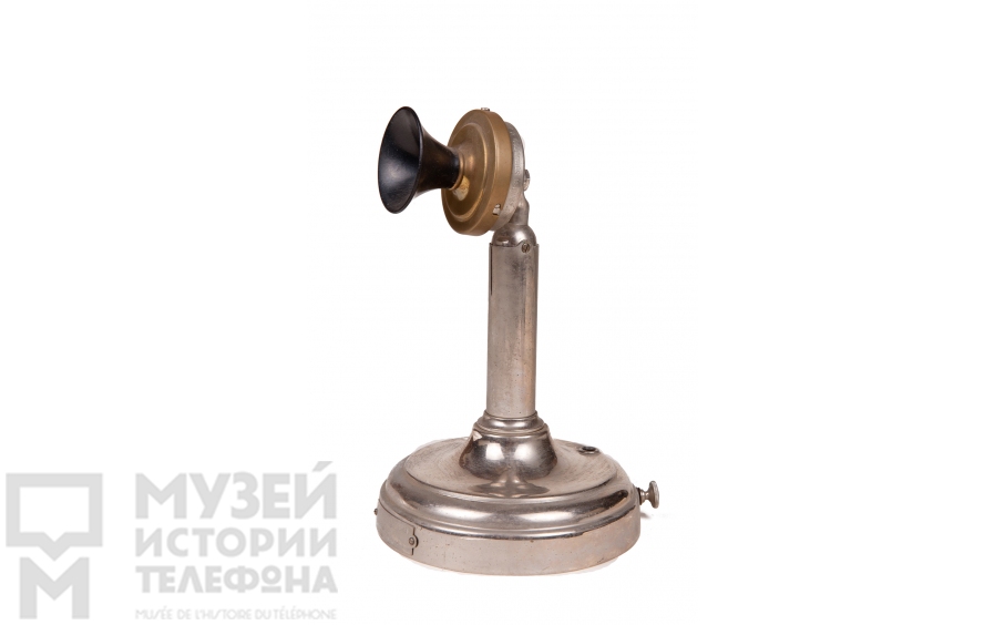 Настольный телефонный аппарат