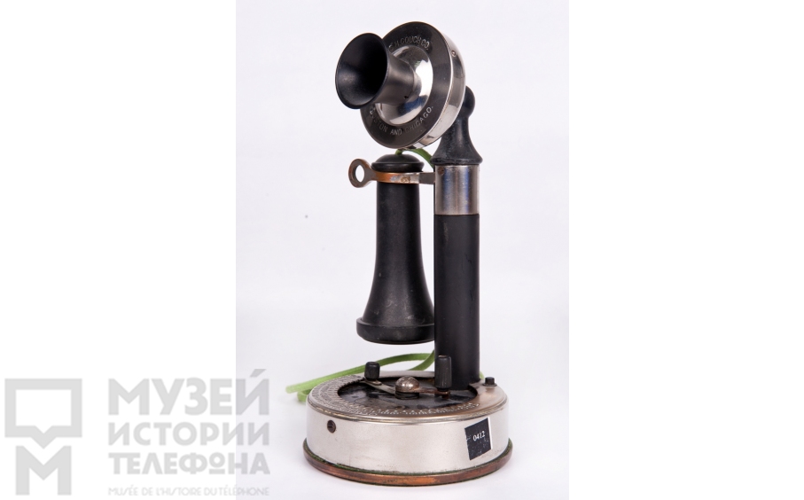 Настольный телефонный аппарат