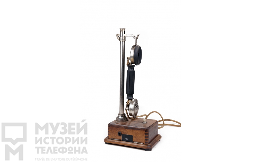 Настольный телефонный аппарат