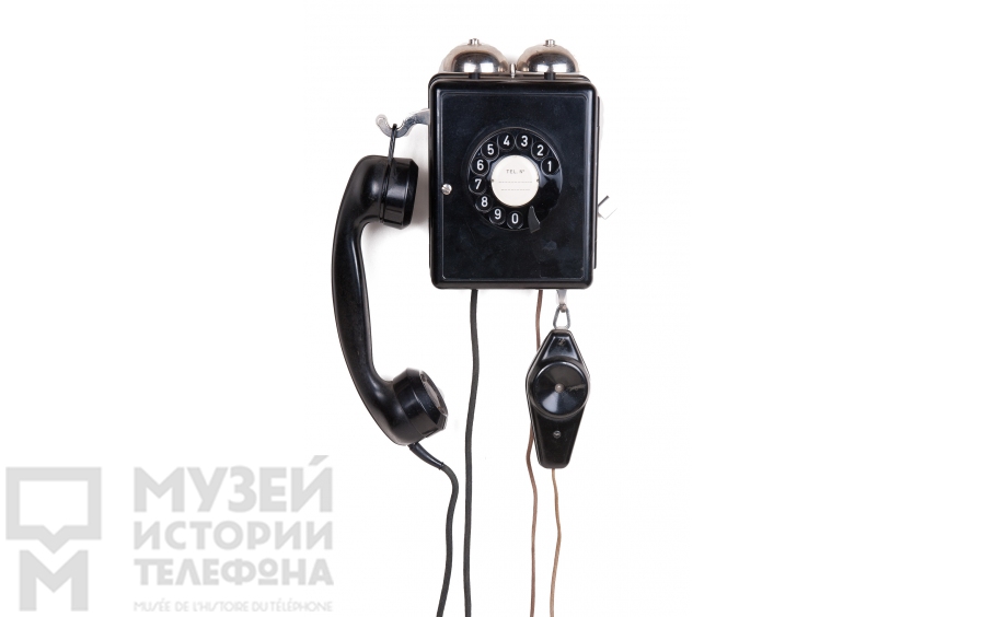 Настенный телефонный аппарат