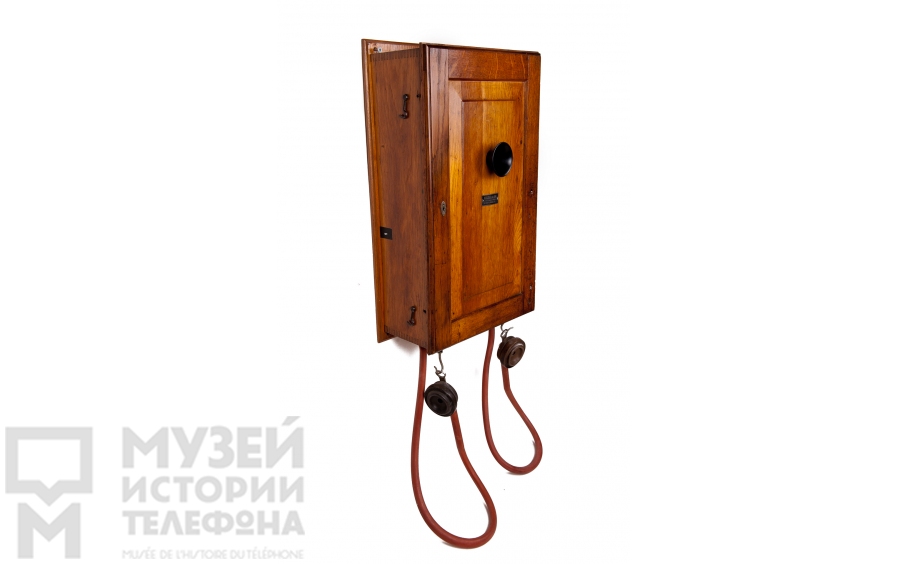 Настенный телефонный аппарат